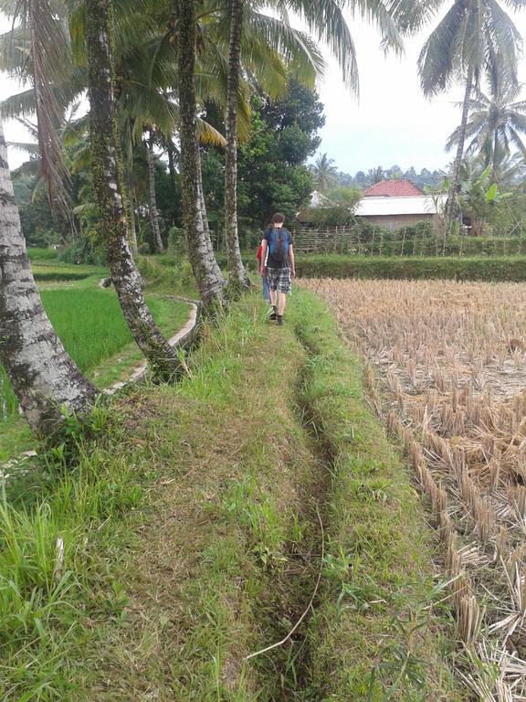 Indah