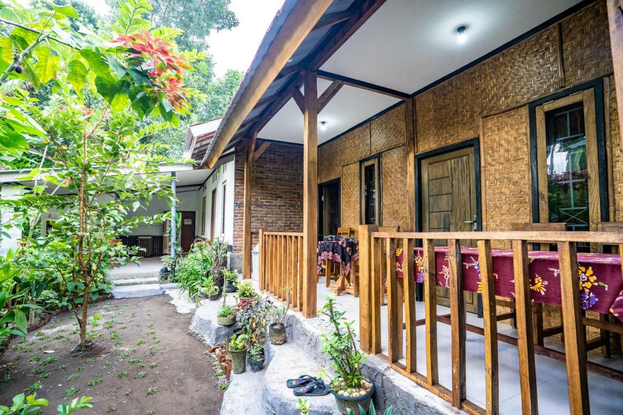 Indah